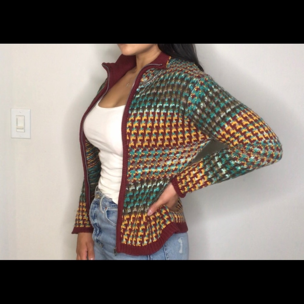 URBAN OUTFITTERS vintage style knit sweater